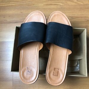 FitFlop Women's Sola Slides - Leather Slippers | Sz US9